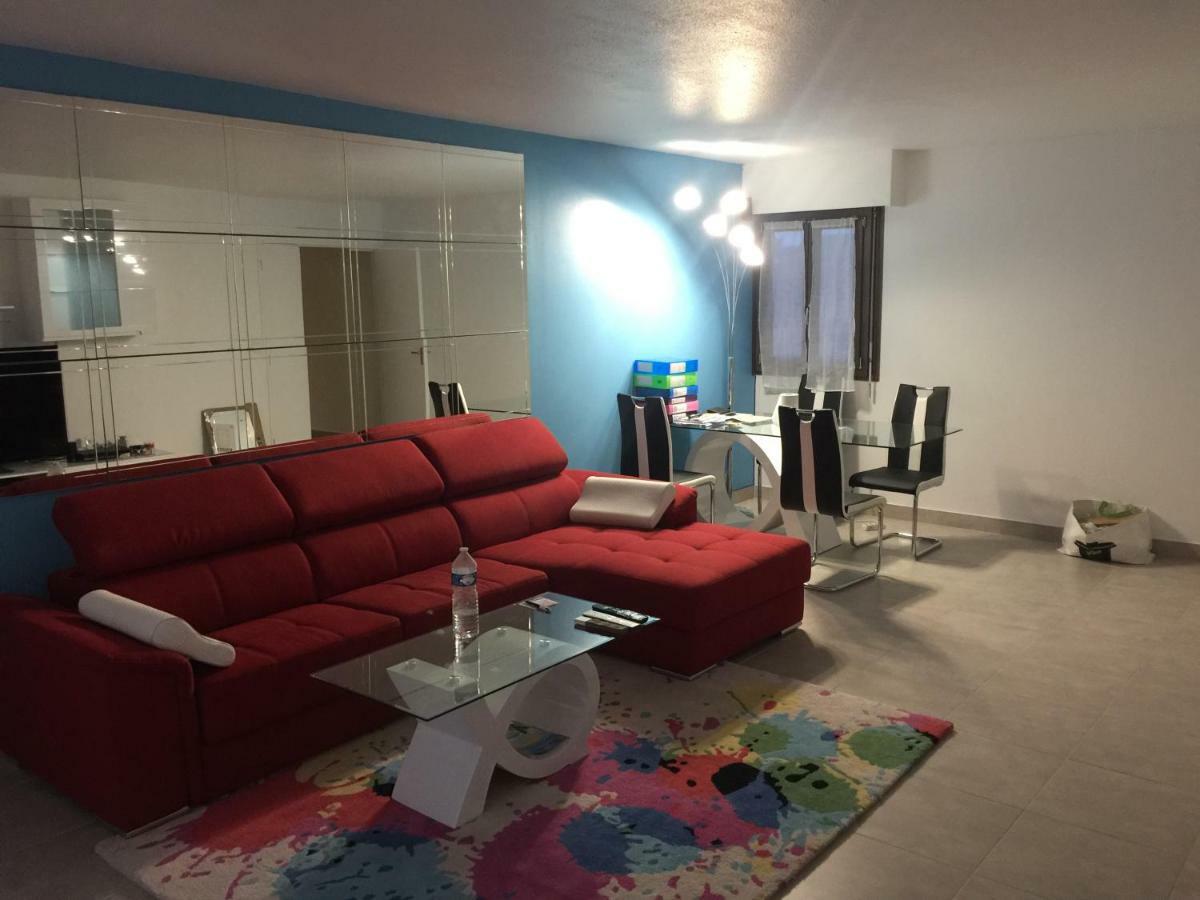 Grand Appartement A Louer Vue Sur Seine Melun Exterior foto